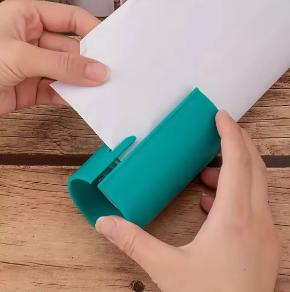 Gift Wrapper Cutter