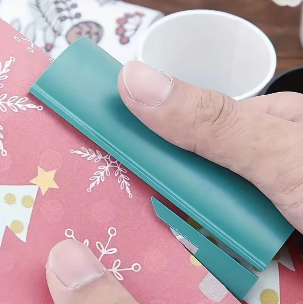 Gift Wrapper Cutter